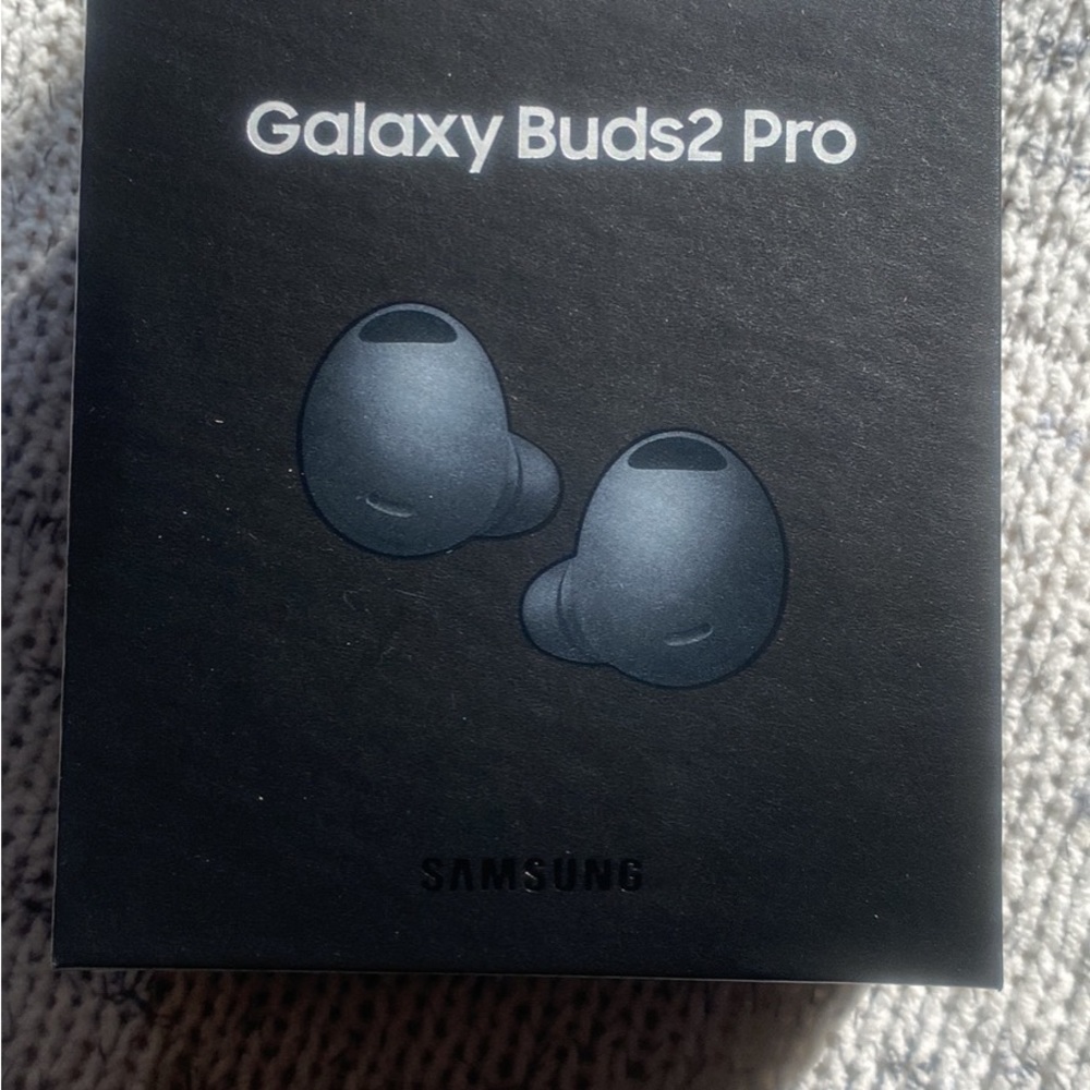 New never opened galaxy buds2 pro